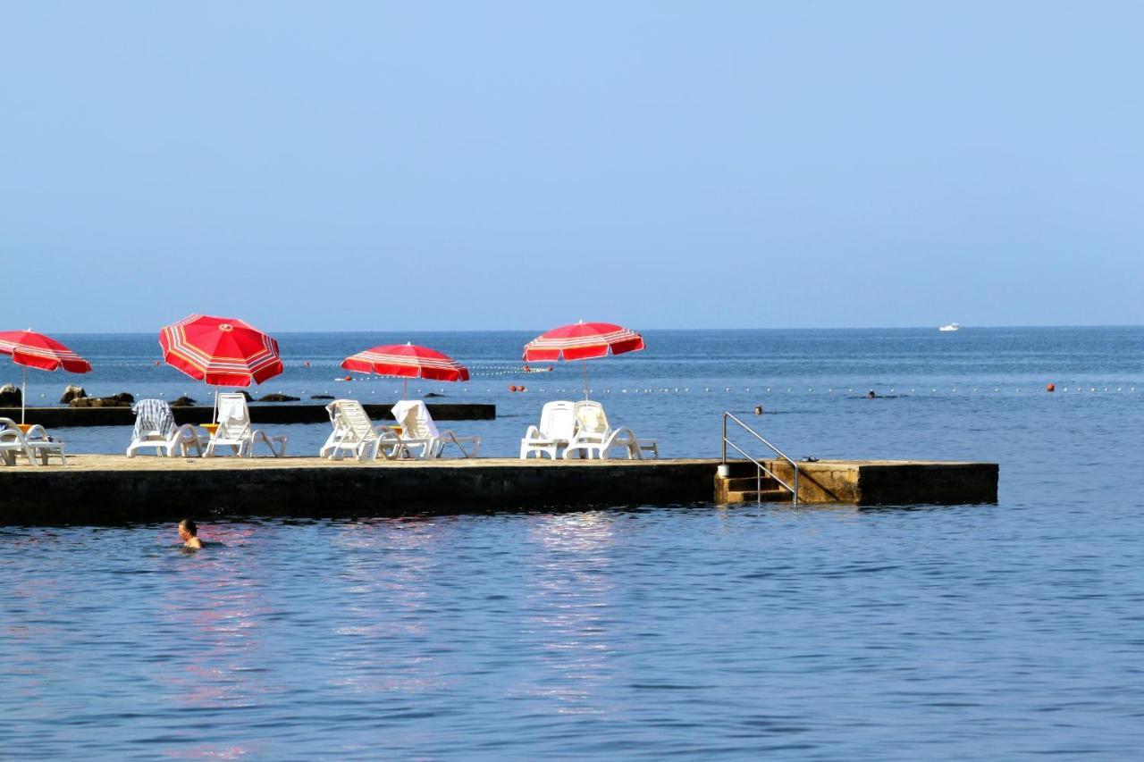 Studio Umag 7666A Экстерьер фото